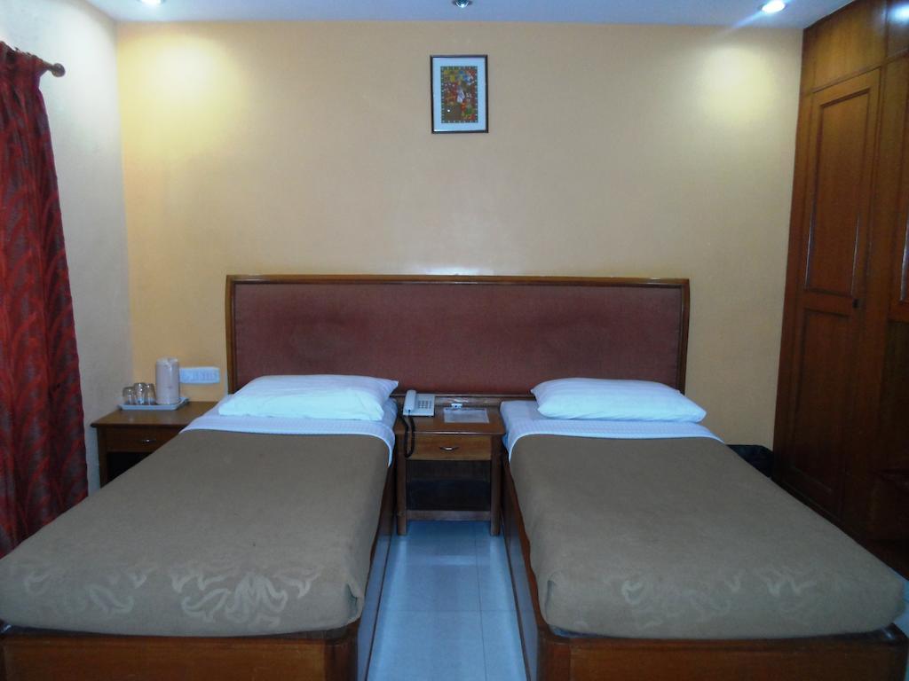 The Chakrie Residency Hotel Tirupati Eksteriør billede