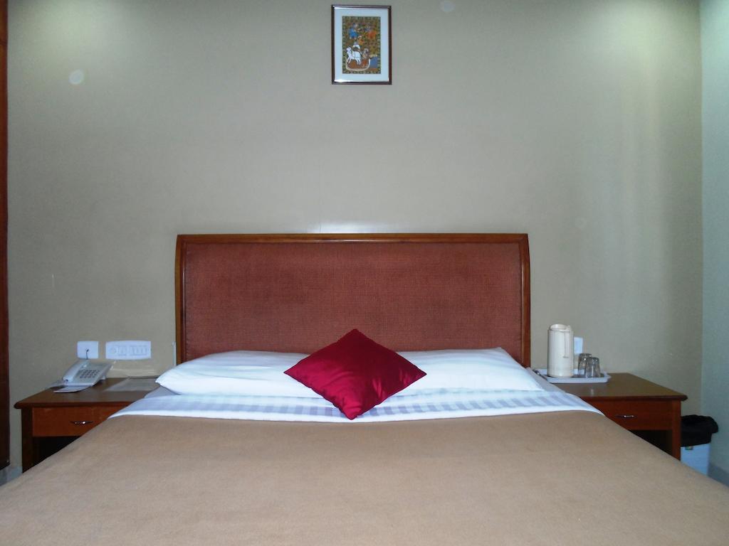 The Chakrie Residency Hotel Tirupati Eksteriør billede
