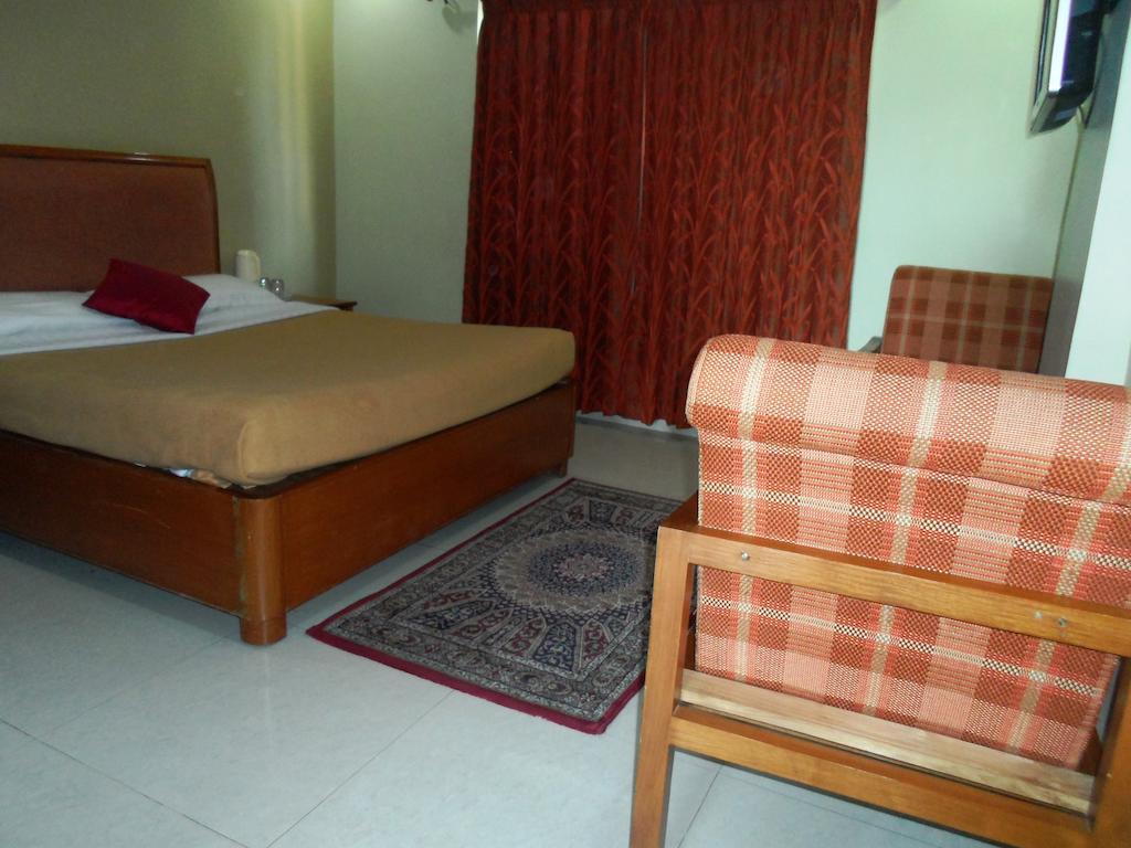 The Chakrie Residency Hotel Tirupati Eksteriør billede